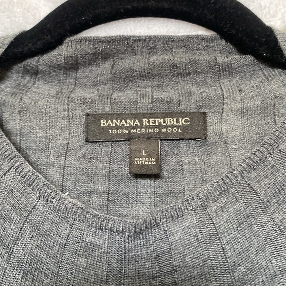 Banana republic washable merino ribbed sweater - Picture 2 of 4